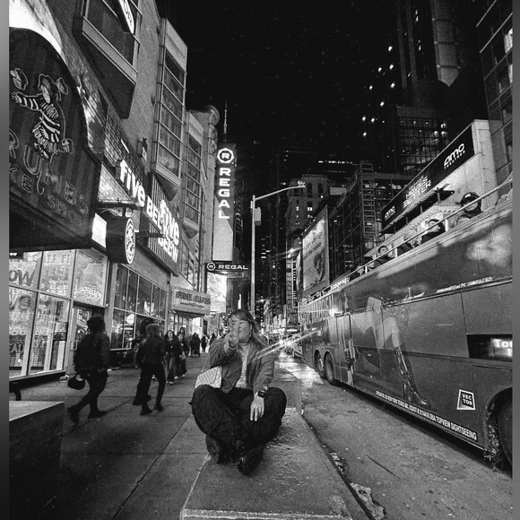 I'm going Live! Get In, we gunna make sales and have fun ❤️‍🔥🪷🪷🪷🪷 - Picture 15 of 15